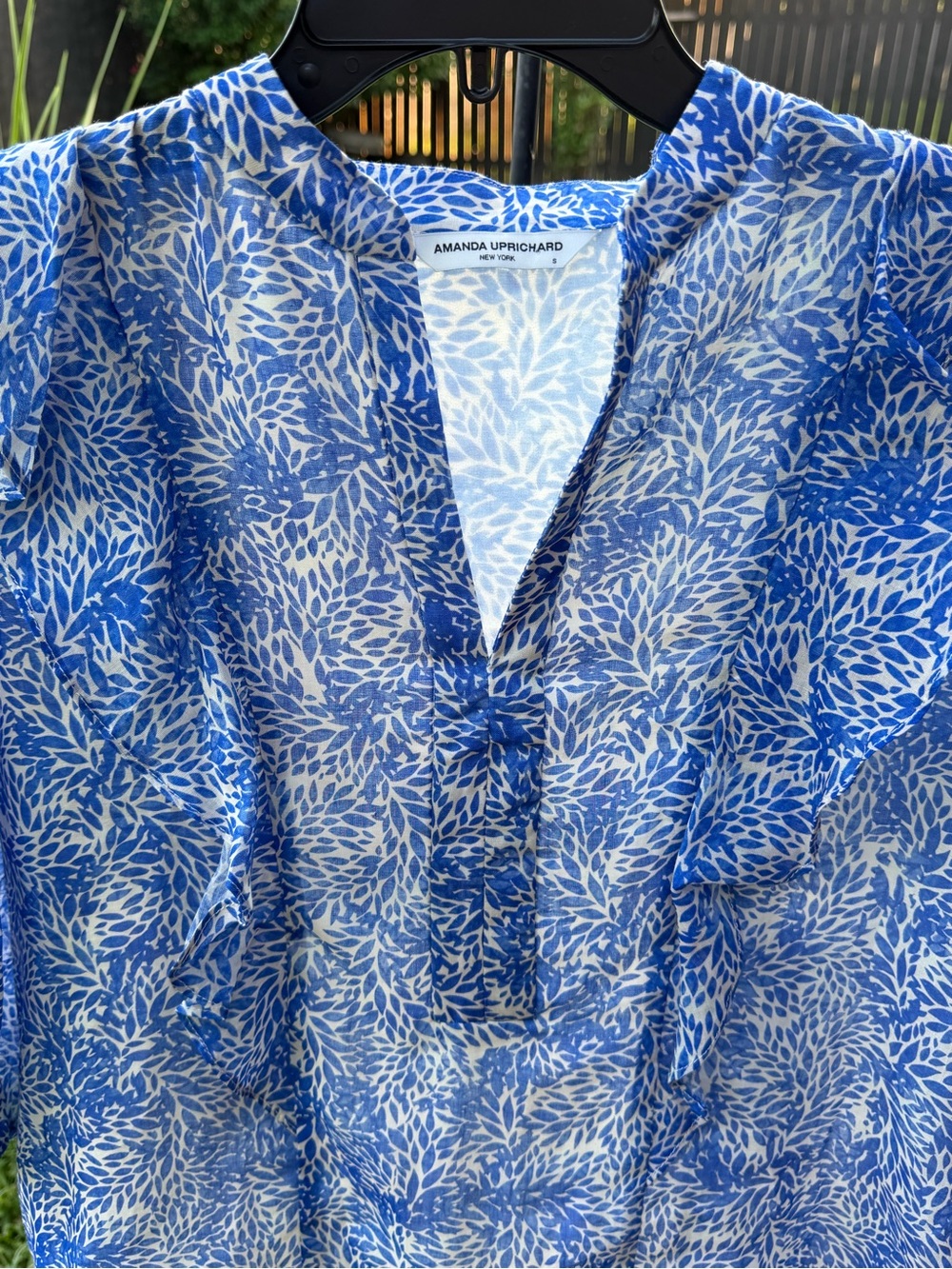 Amanda Uprichard Blue Botanical Print Ruffle Blouse – Women’s Small – NWOT